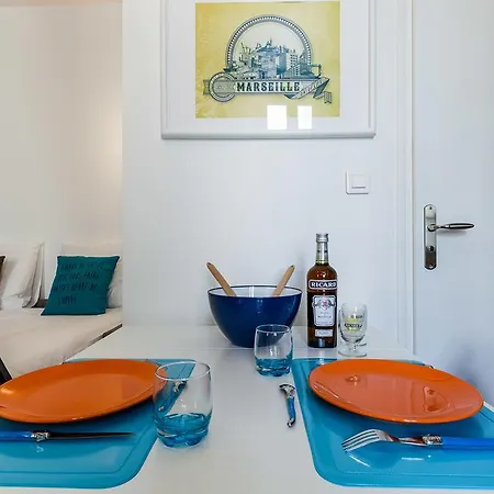 Chez Nous - 7 Appartements Sur Le Vieux Port Marsiglia Esterno foto