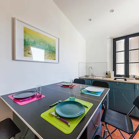 Chez Nous - 7 Appartements Sur Le Vieux Port Marsiglia Esterno foto