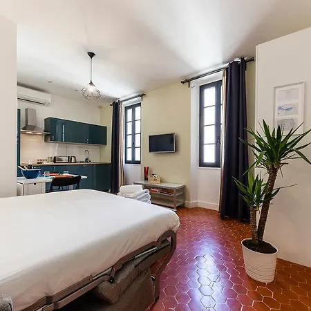 Chez Nous - 7 Appartements Sur Le Vieux Port Marsiglia Esterno foto