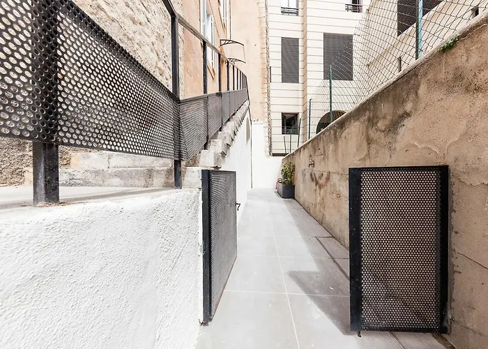 Chez Nous - 7 Appartements Sur Le Vieux Port