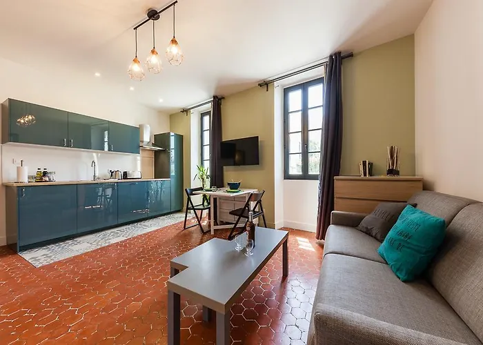 Chez Nous - 7 Appartements Sur Le Vieux Port