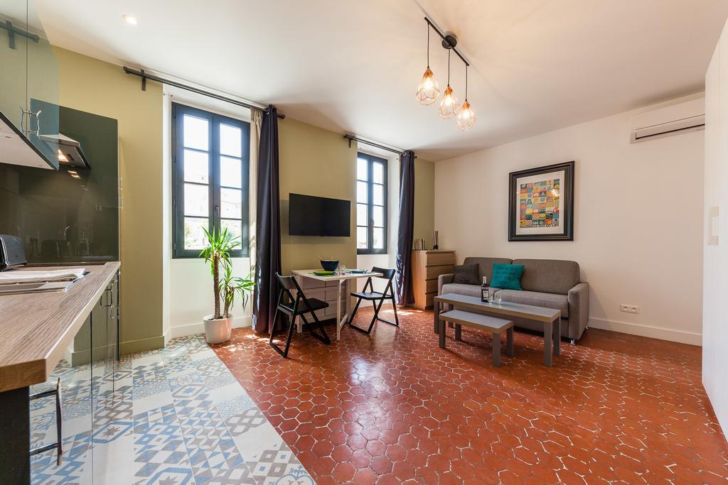 Chez Nous - 7 Sur Le Vieux Port Apartment *
