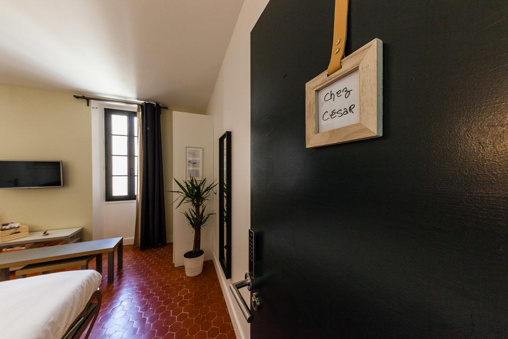 Chez Nous - 7 Sur Le Vieux Port Apartment *