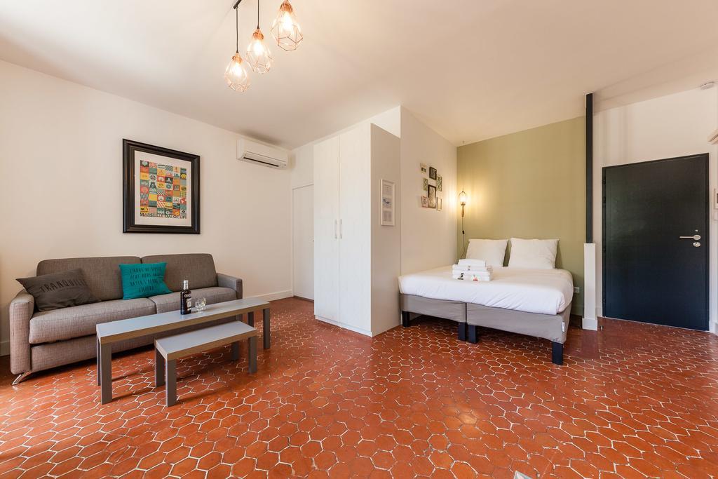 Chez Nous - 7 Sur Le Vieux Port Apartamento Marselha